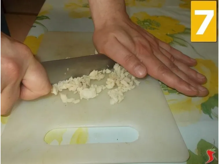 Preparare gli ingredienti per il ripieno