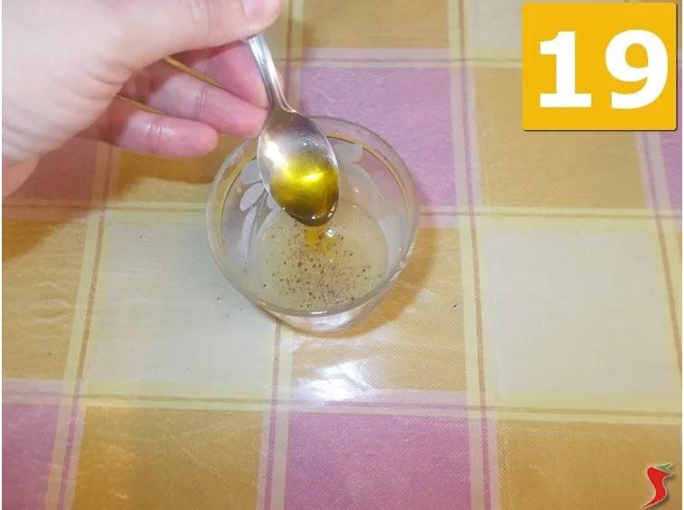 Proseguite con la salsa
