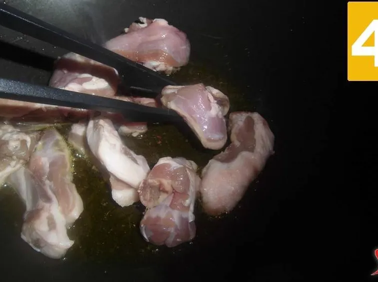Sfumare con del vino 