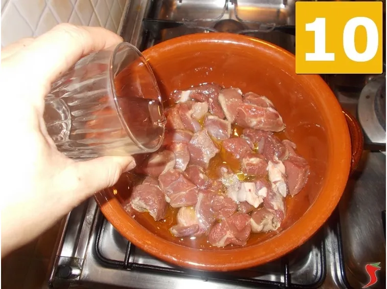 Proseguite con la carne