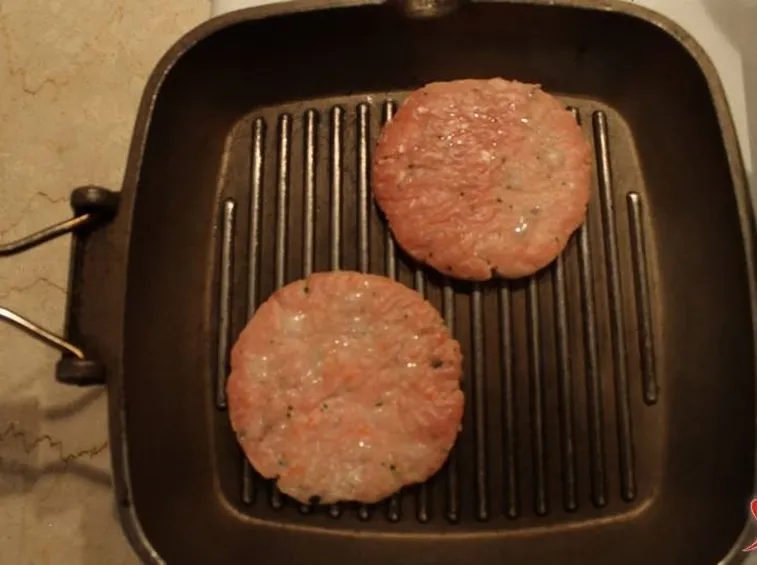 cucinare hamburger