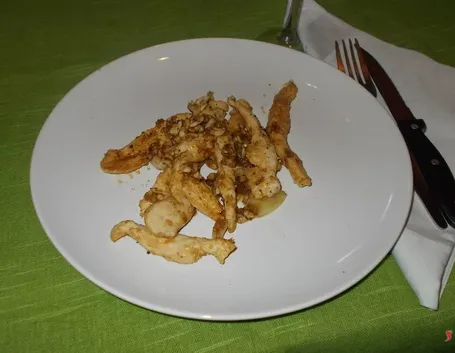 Il petto di pollo alle nocciole