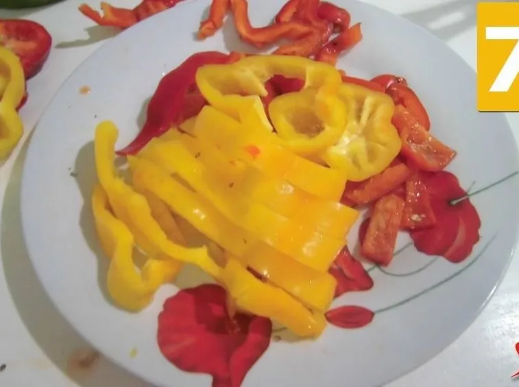 tagliare i peperoni