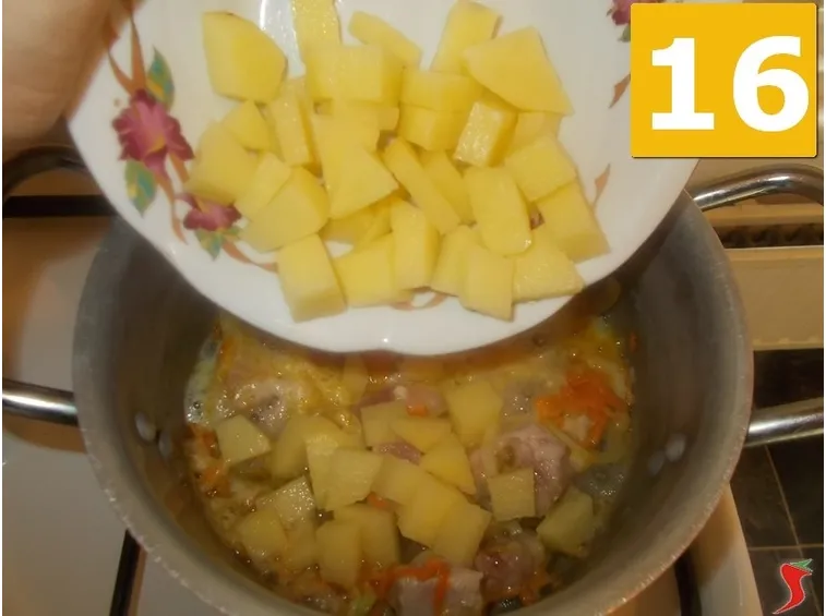 Continuate la cottura della carne