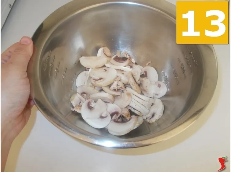 Lavorate i funghi