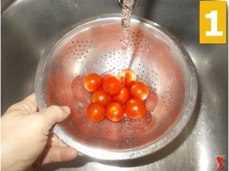 Lavorate i pomodorini