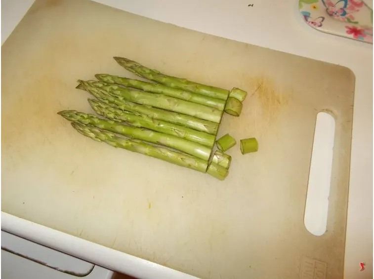 Lessare gli asparagi