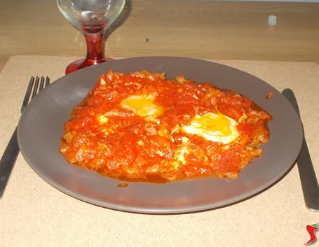 Uova e pomodoro