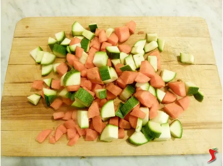 carote e zucchine tagliate