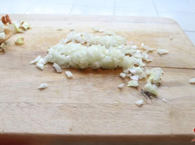 tagliare cipolla