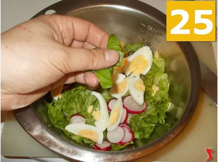 Condire l'insalata