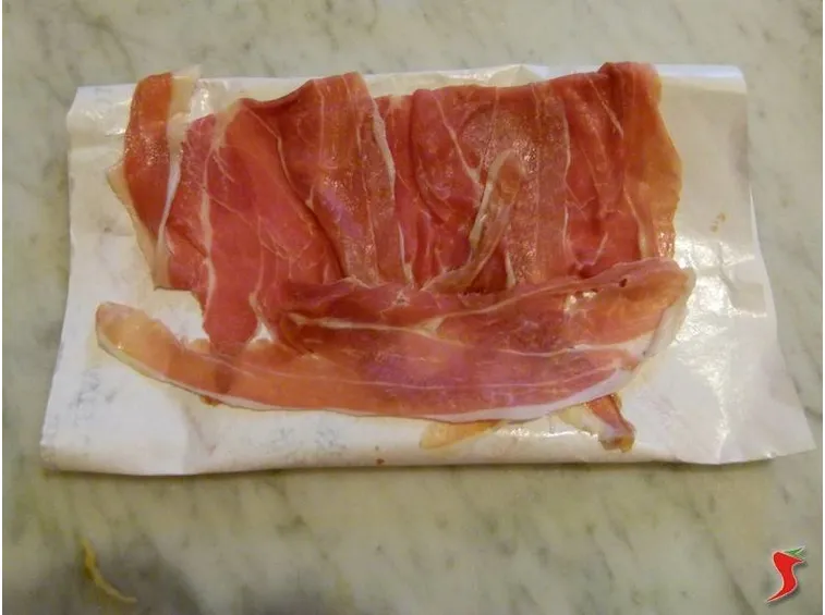 prosciutto crudo