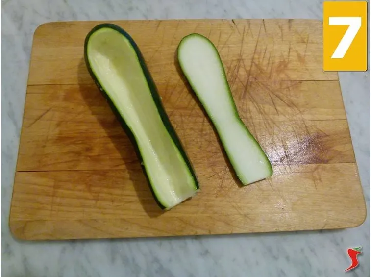 Svuotare le zucchine