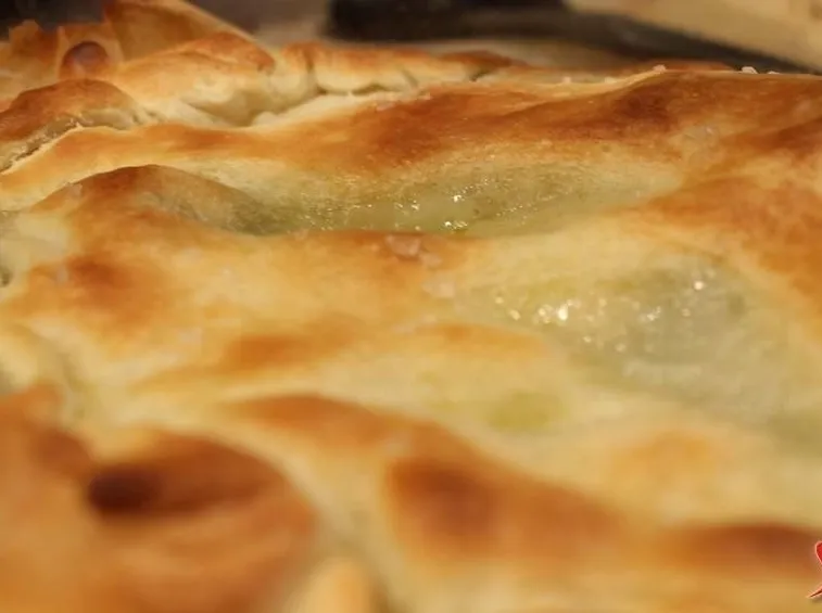 Focaccia al pesto