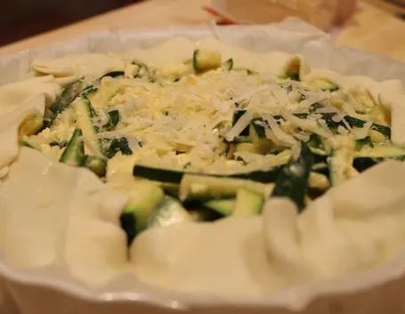 Torta salata di zucchine