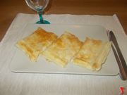 Torta salata pancetta e formaggio