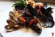 Pepata di cozze e vongole