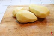 sbucciare patate