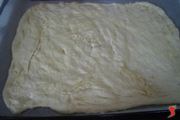 stendere la focaccia 