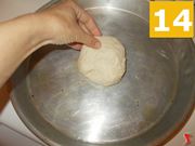 Preparare la base per la focaccia