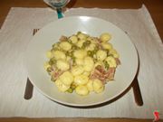 Gnocchi e piselli