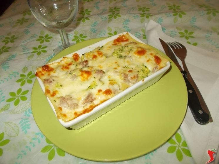 La lasagna con la salsiccia