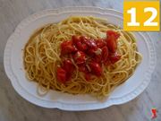 Condire la pasta