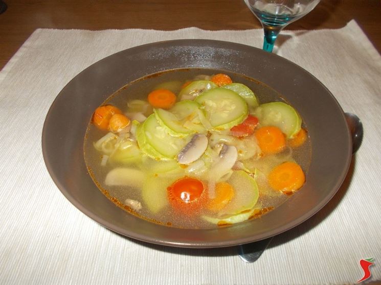 Minestrone di verdure fresche