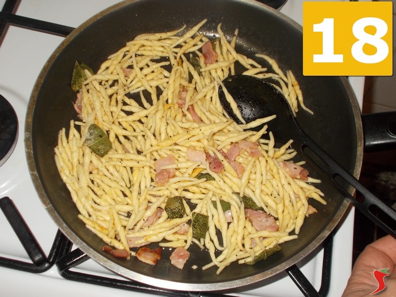 pasta burro e salvia - pasta - ricetta pasta burro salvia