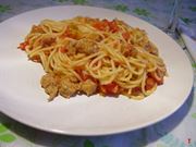 spaghetti con salsiccia al sugo