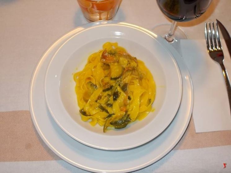 La pasta con i fiori di zucca