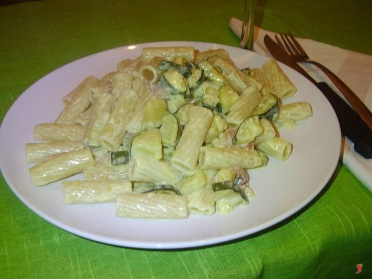 pasta speck e zucchine