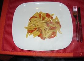 penne con peperoni