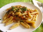 penne con pomodoro e funghi