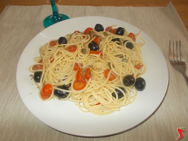 Spaghetti puttanesca