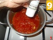 Cuocete la salsa