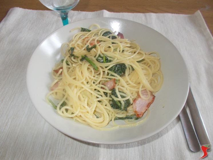 Spaghetti con gli spinaci