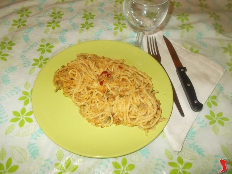 Gli spaghetti con il pangrattato