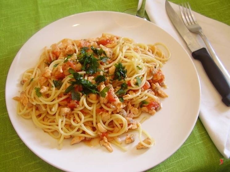 spaghetti al salmone