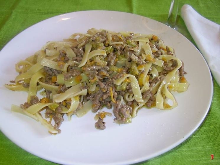 tagliatelle bolognese