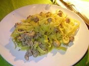 tagliatelle con salsiccia