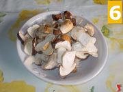 Tagliare i funghi