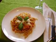 tagliatelle al pomodoro