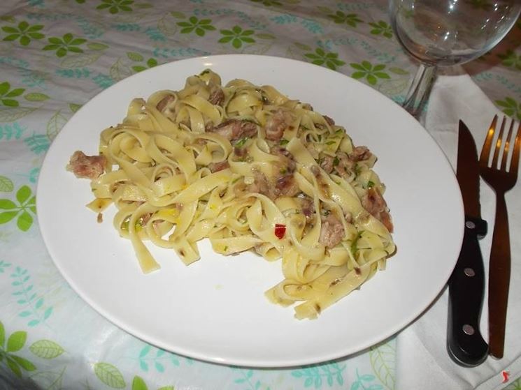 Le tagliatelle al prosciutto