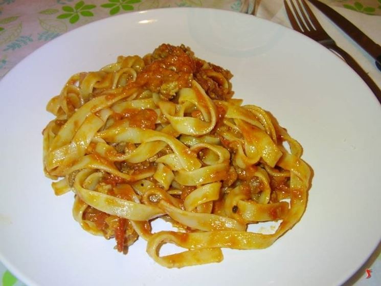 tagliatelle al ragu