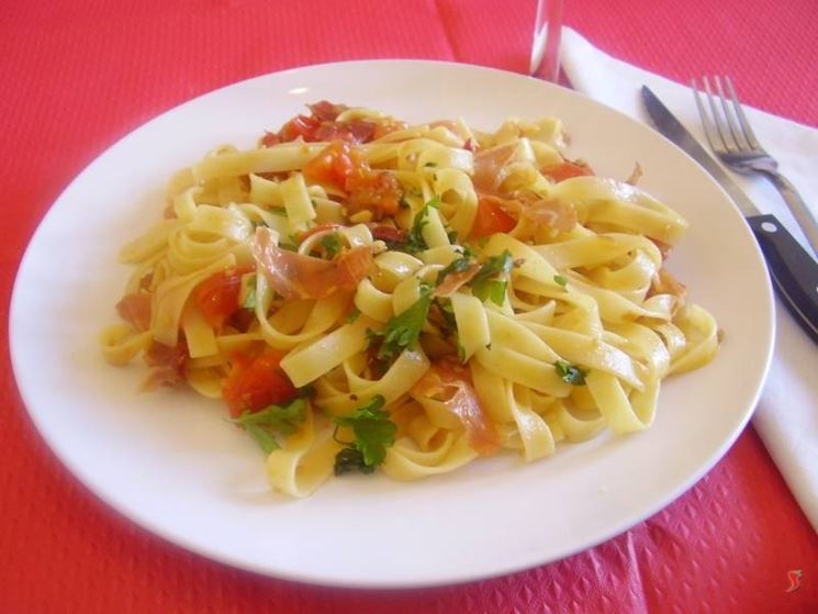 tagliatelle speck