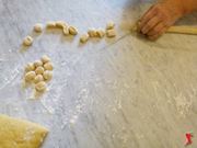 dare forma all'impasto