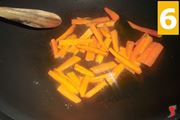 cuocere le carote  