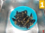 Pulire le cozze