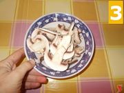 Lavorate i funghi champignon